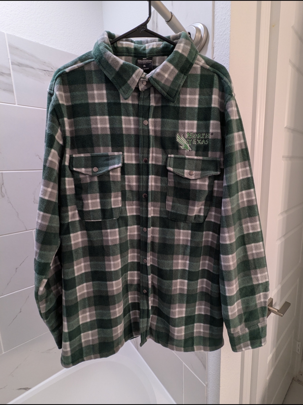 Colosseum Green and White Plaid Button-Down Shirt Jacket